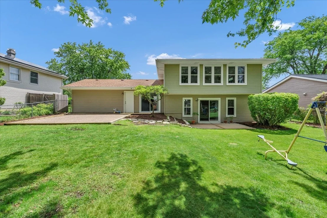Photo of 1820 Claremont Road