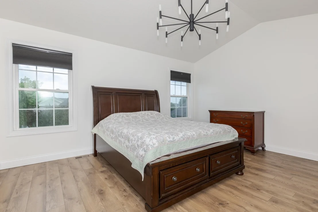 Photo of 980 Balsam Road