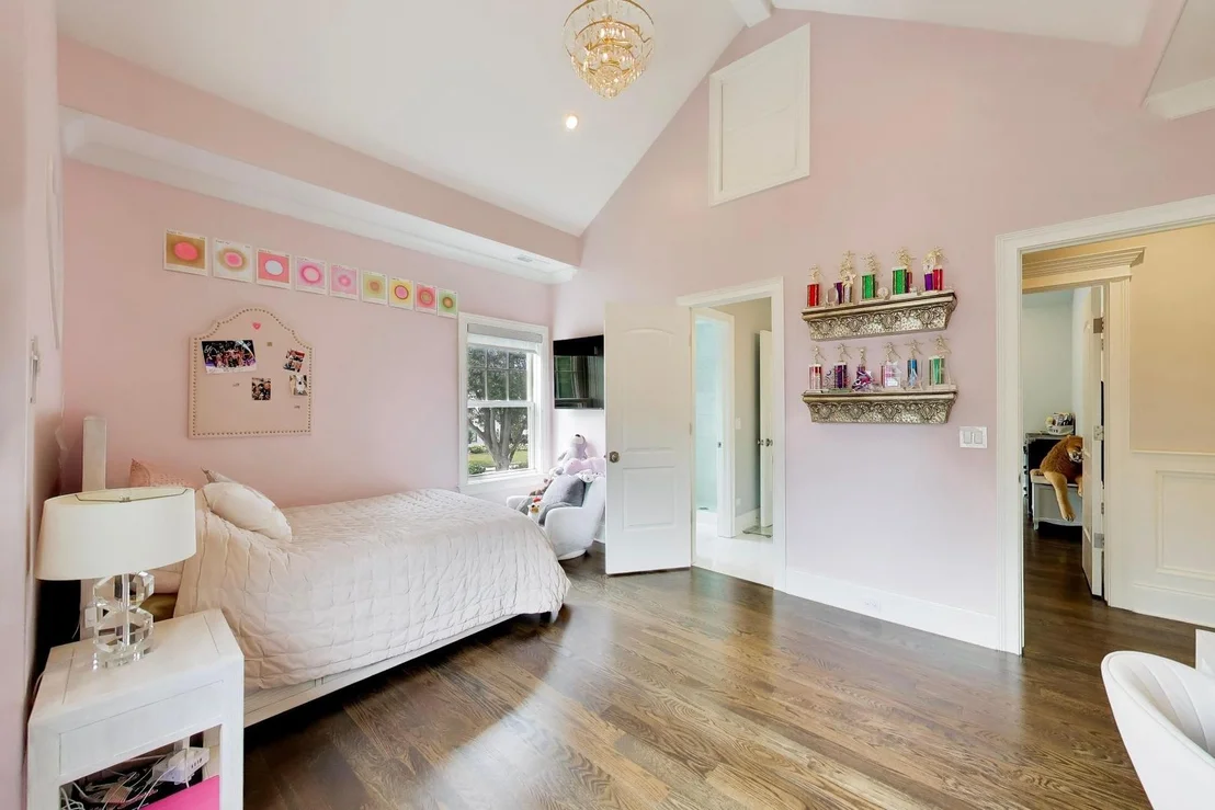 Photo of 440 Sunset Drive