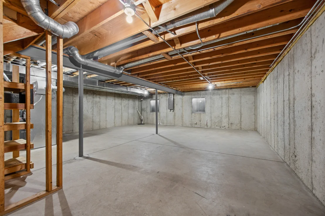 Photo of 533 Springwood Lane