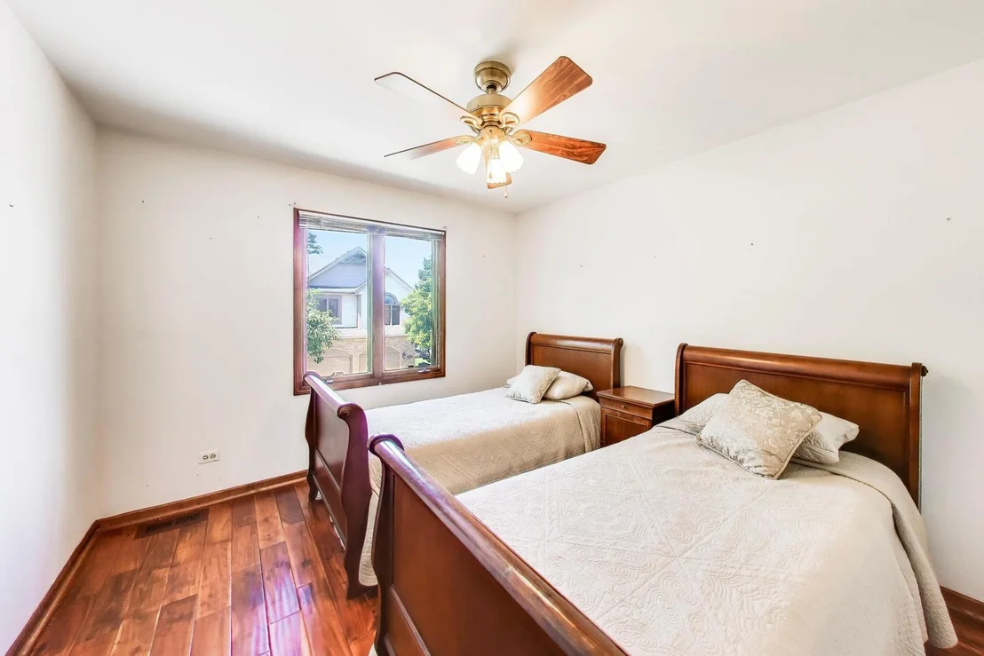 Photo of 133 Schiller Place