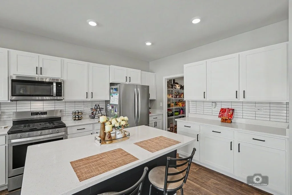 Photo of 25450 W Ryan Lane