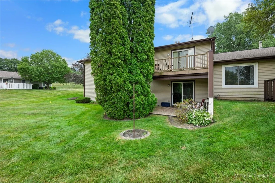 Photo of Unit D at 5202 Winslow Circle