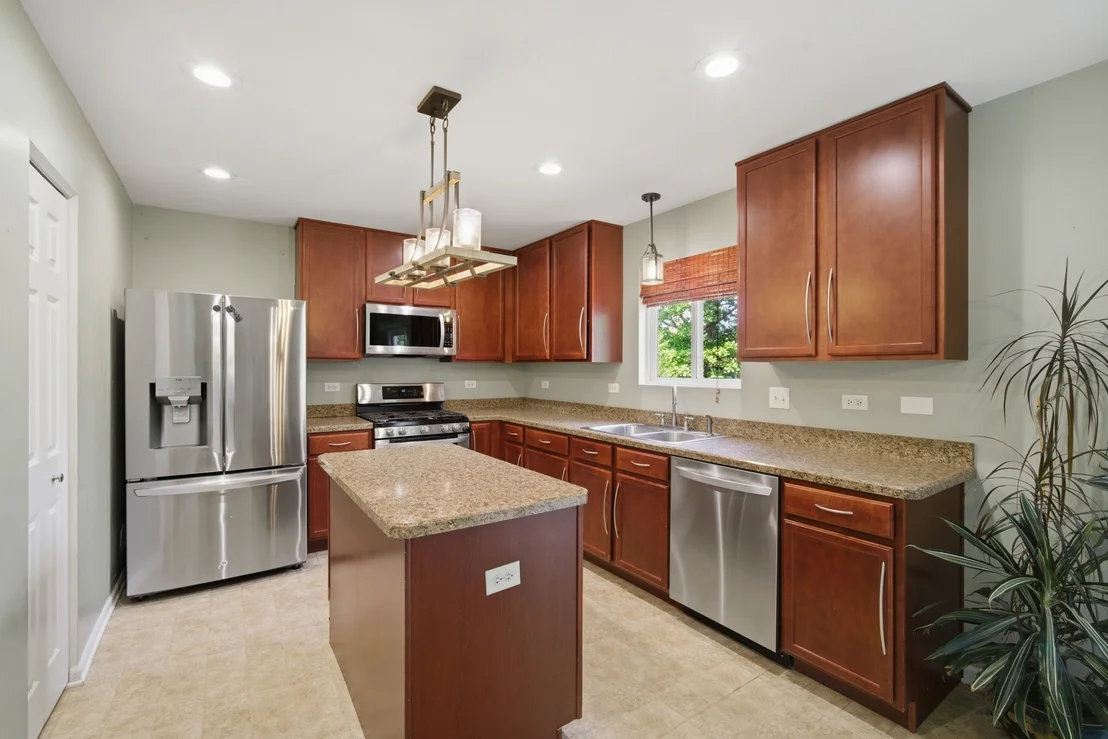 Photo of 843 Brahms Road