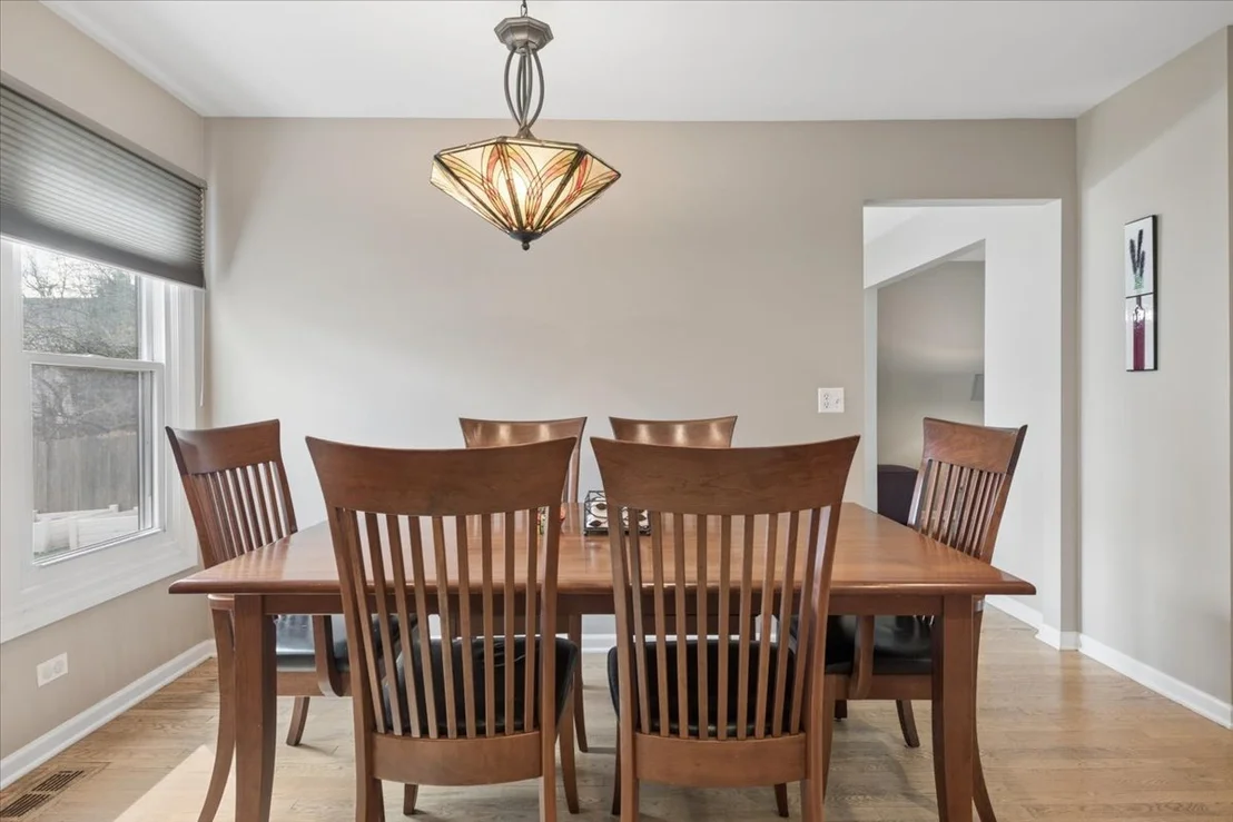 Photo of 405 Caren Drive