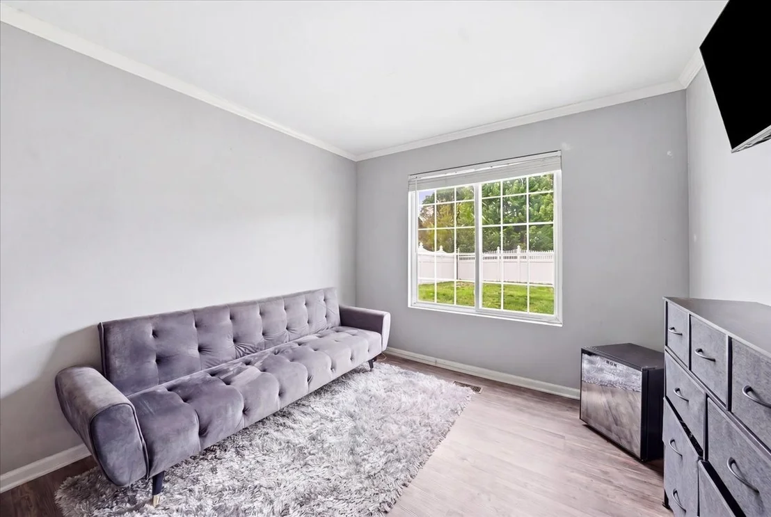 Photo of 3800 Thoroughbred Lane