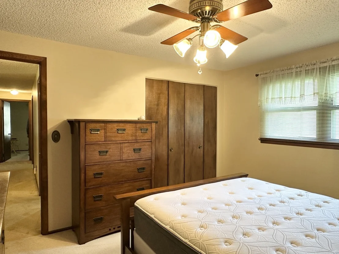 Photo of 1130 Cardinal Drive