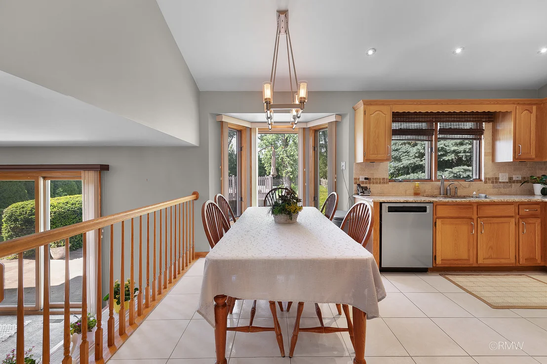 Photo of 1216 W Grove Street