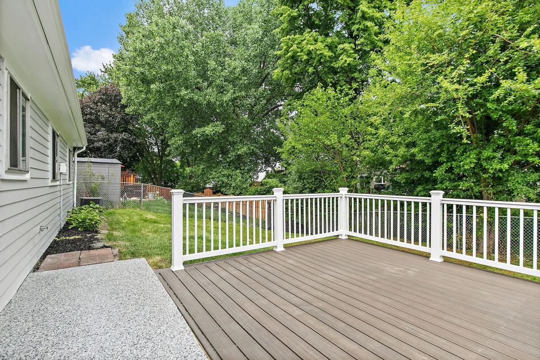 Photo of 1000 Woodside Drive