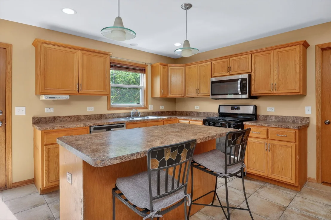 Photo of 713 Clifford Drive