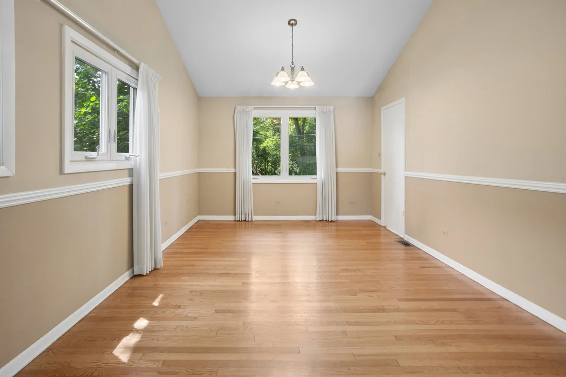 Photo of 1512 Executive Lane