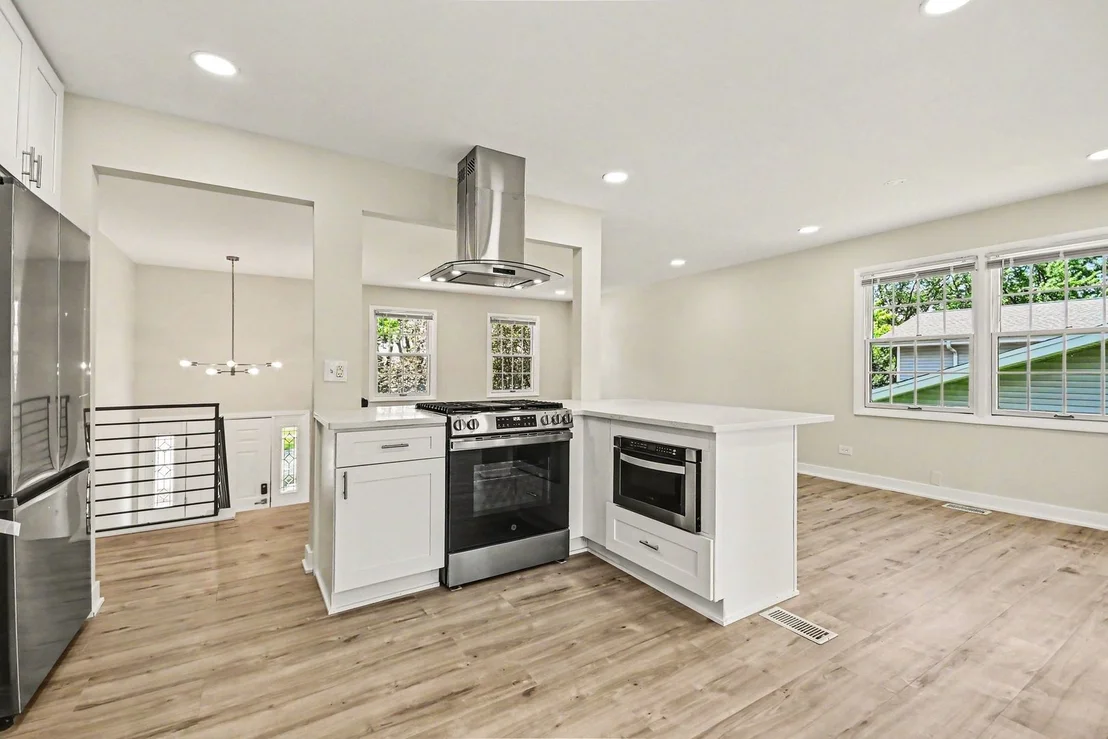 Photo of 1312 W Oakmont Road