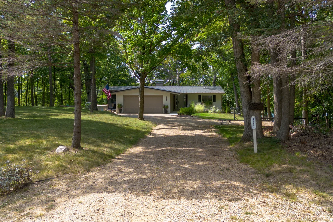 Photo of 1127 Loganberry Lane