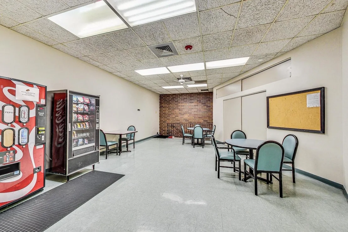 Photo of Unit 402 at 701 Forum Square