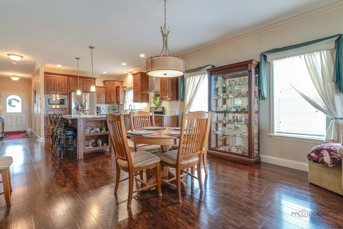 Photo of 1459 Equestrian Drive