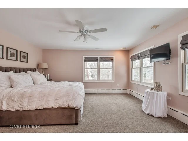 Photo of 730 Forest Road