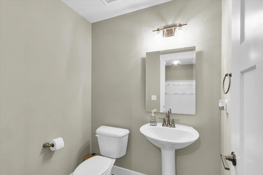 Photo of 1403 Winterberry Road