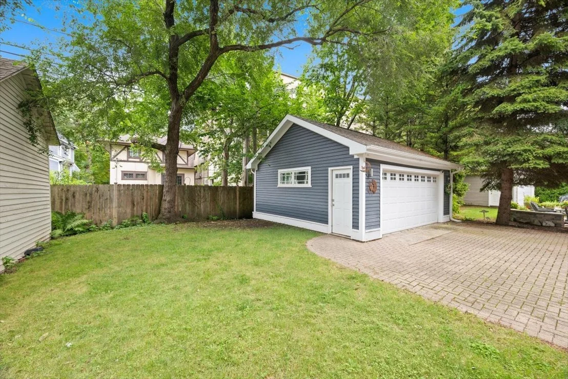 Photo of 1119 Oak Avenue