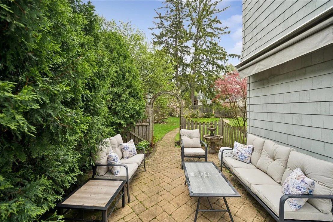 Photo of 1105 Elm Street