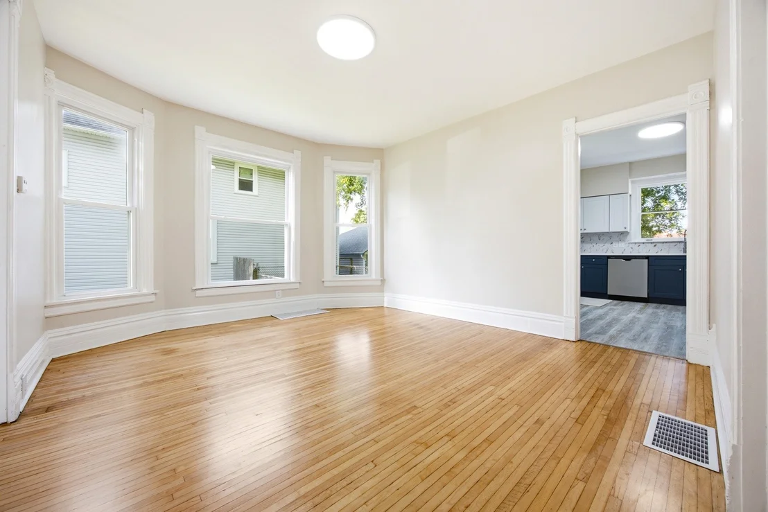 Photo of 340 Moseley Street