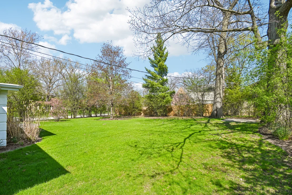 Photo of 939 Westcliff Lane SE