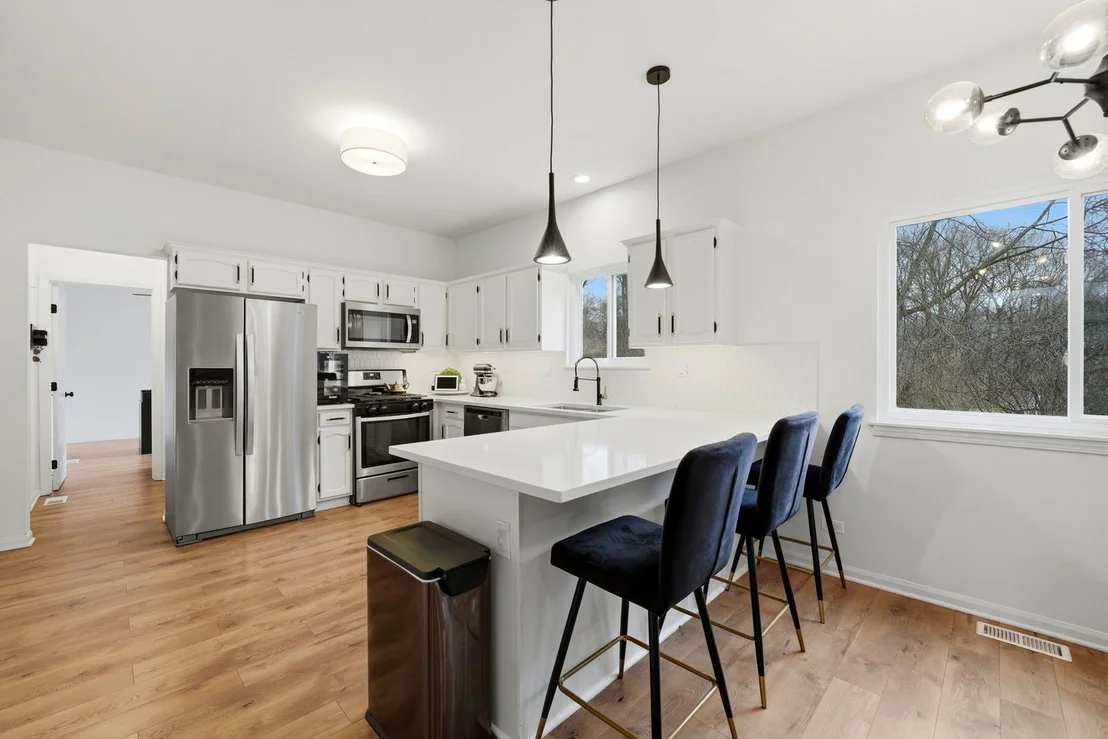 Photo of 830 Longwood Drive
