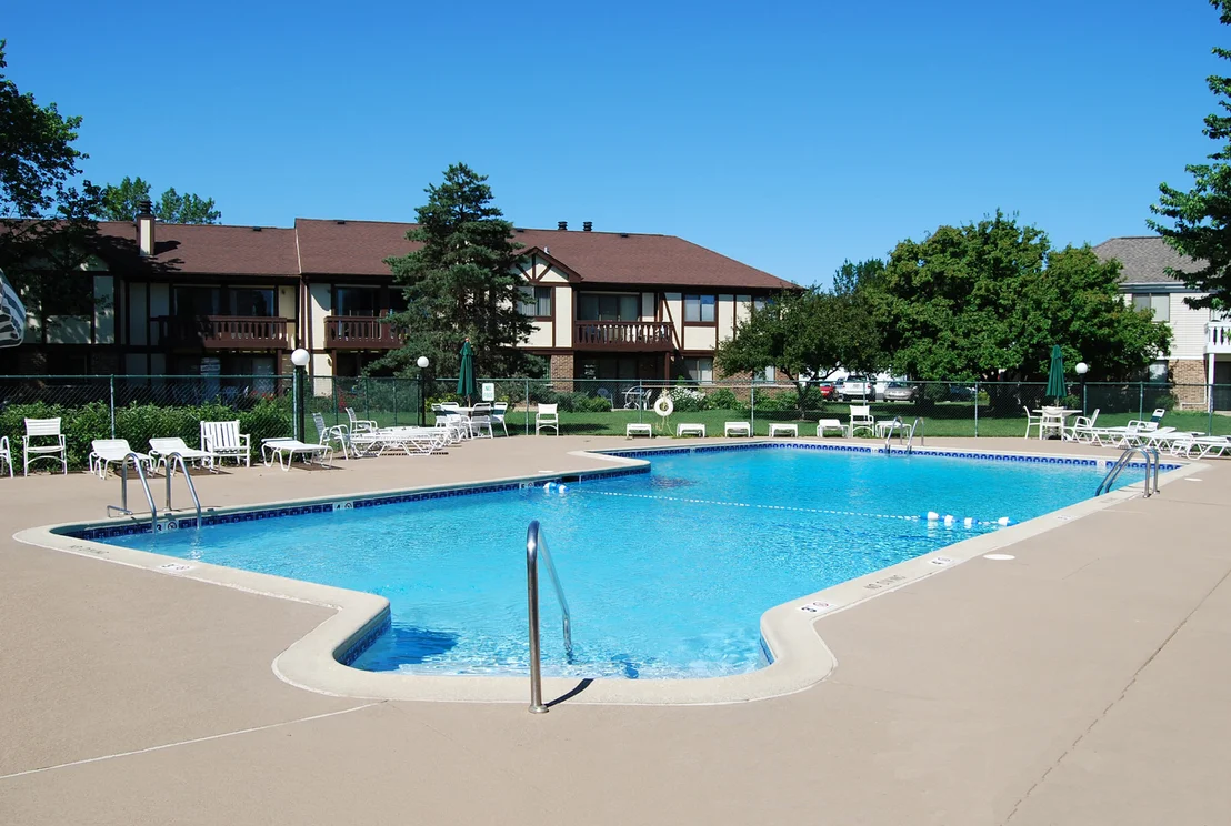 Photo of Unit C2 at 552 Greystone Lane