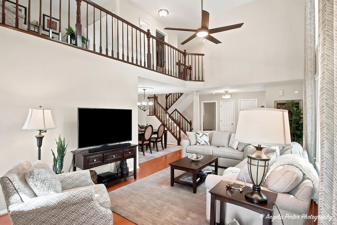 Photo of 910 Sweetflower Drive