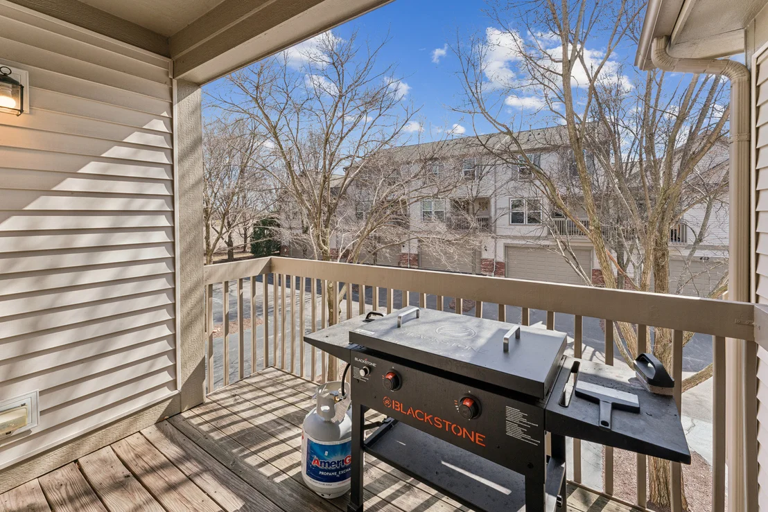 Photo of 464 Valentine Way