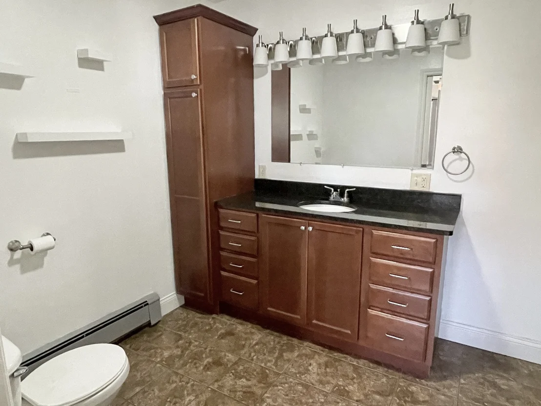 Photo of 2405 Plum Street