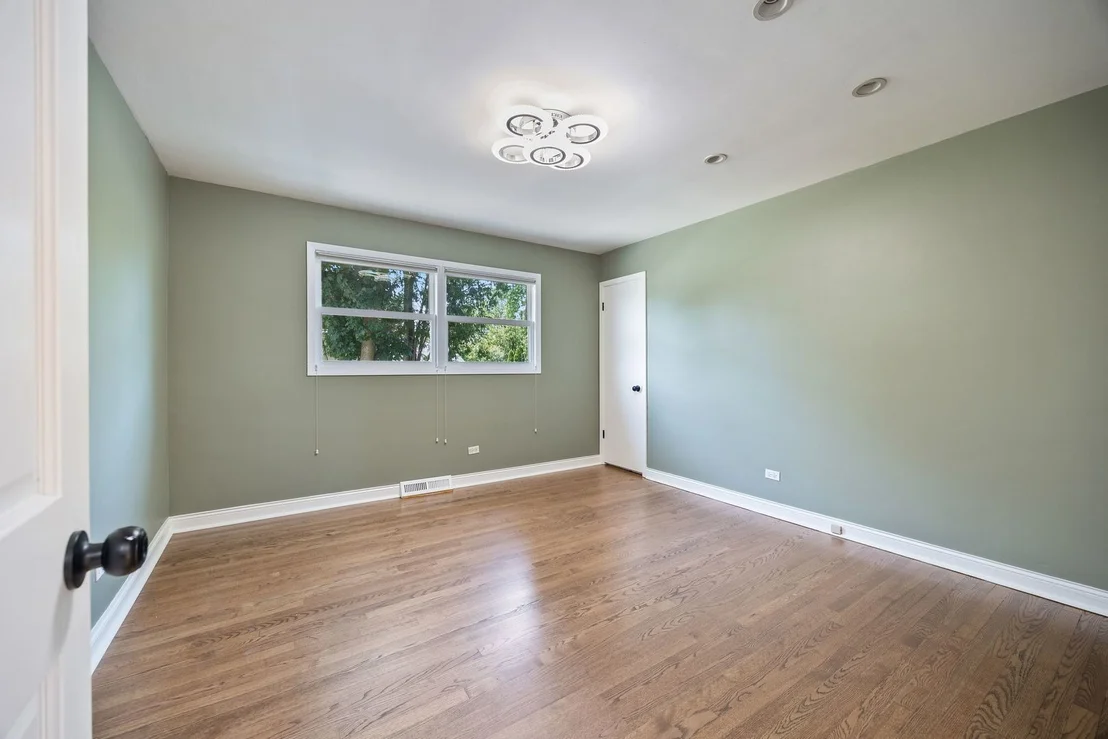 Photo of 564 W Harrison Road