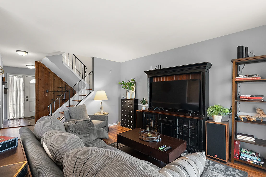 Photo of 6838 Winston Drive