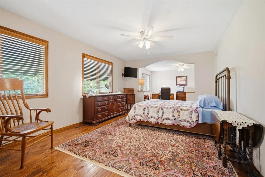 Photo of 125 Manor Circle