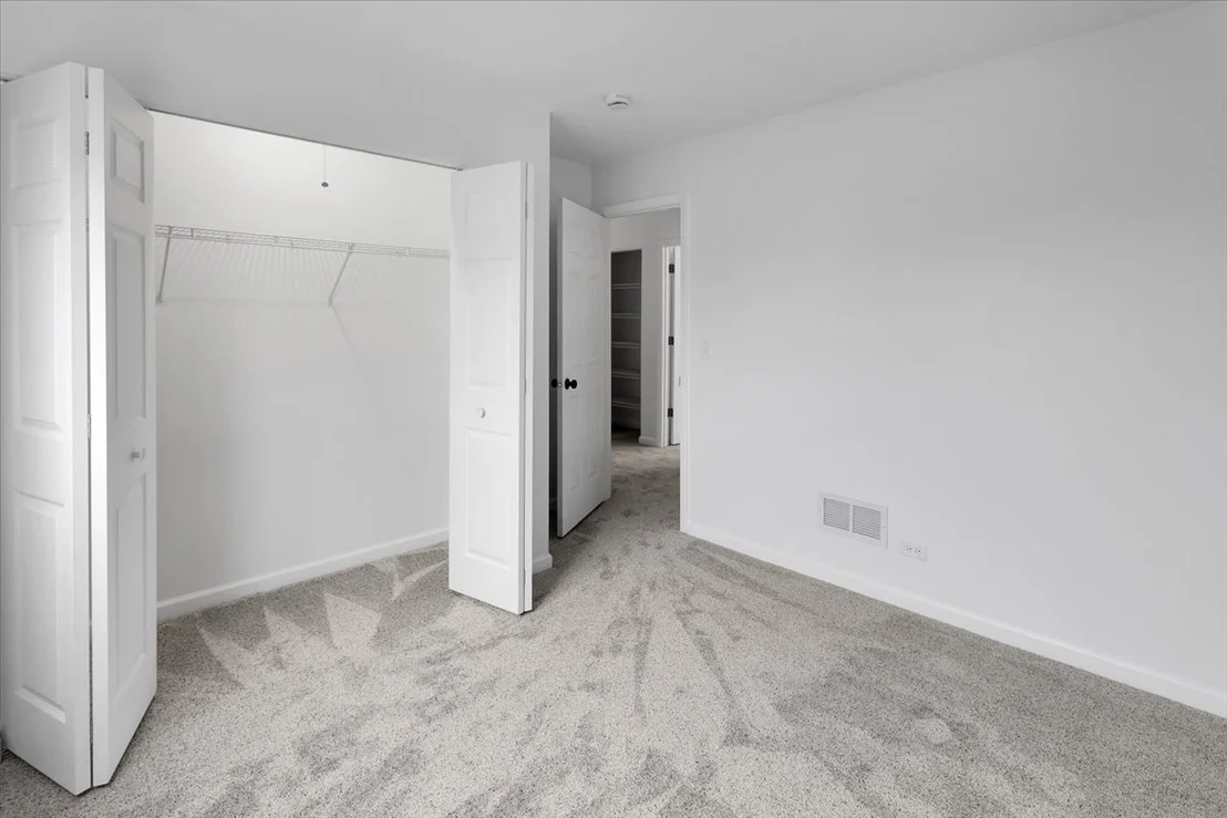 Photo of 984 Four Seasons Boulevard