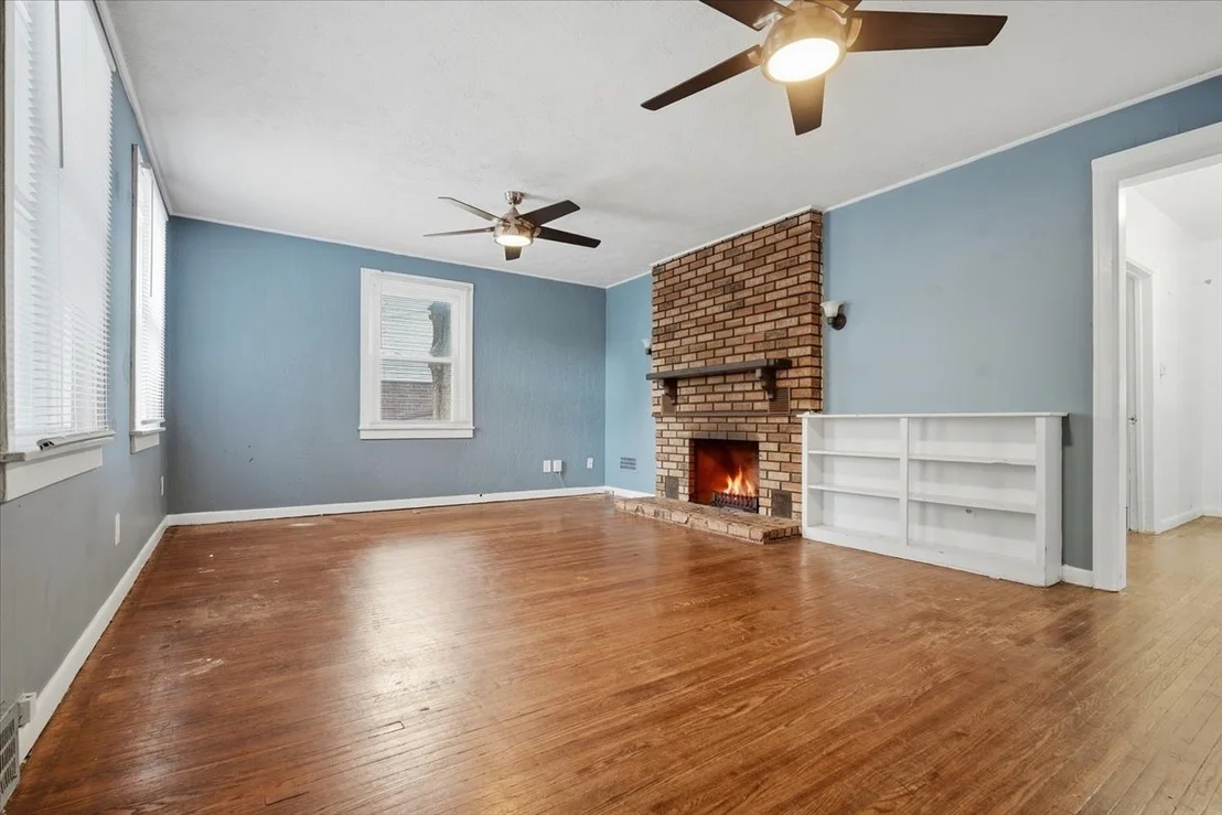 Photo of 1112 West Avenue