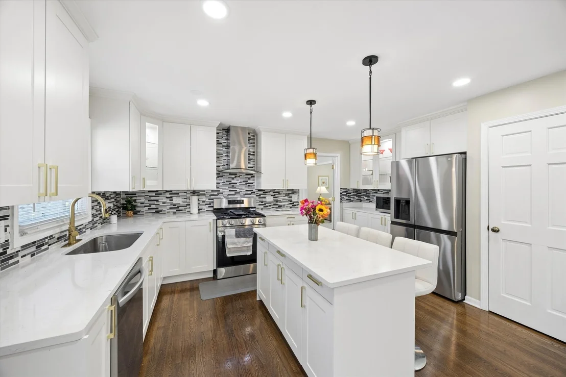 Photo of 1524 Oswego Road