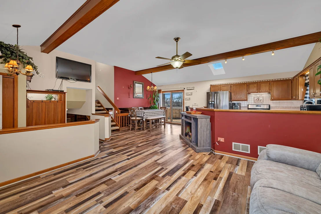Photo of 801 Phyllis Drive