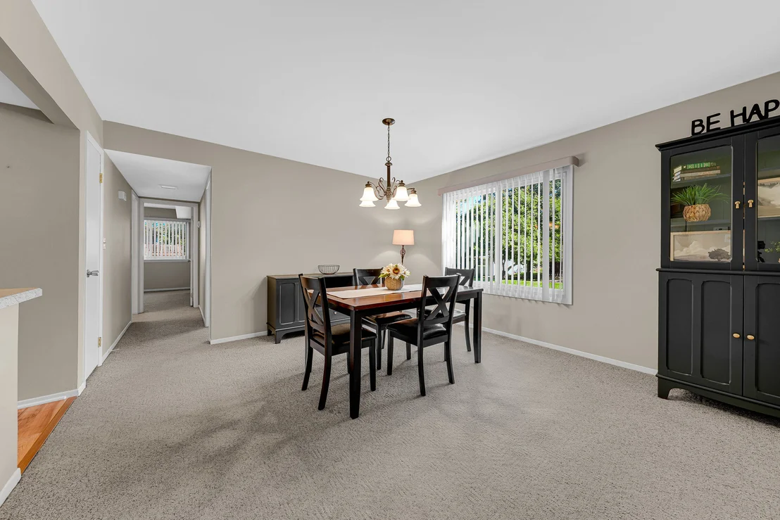 Photo of Unit D at 602 Devonshire Court