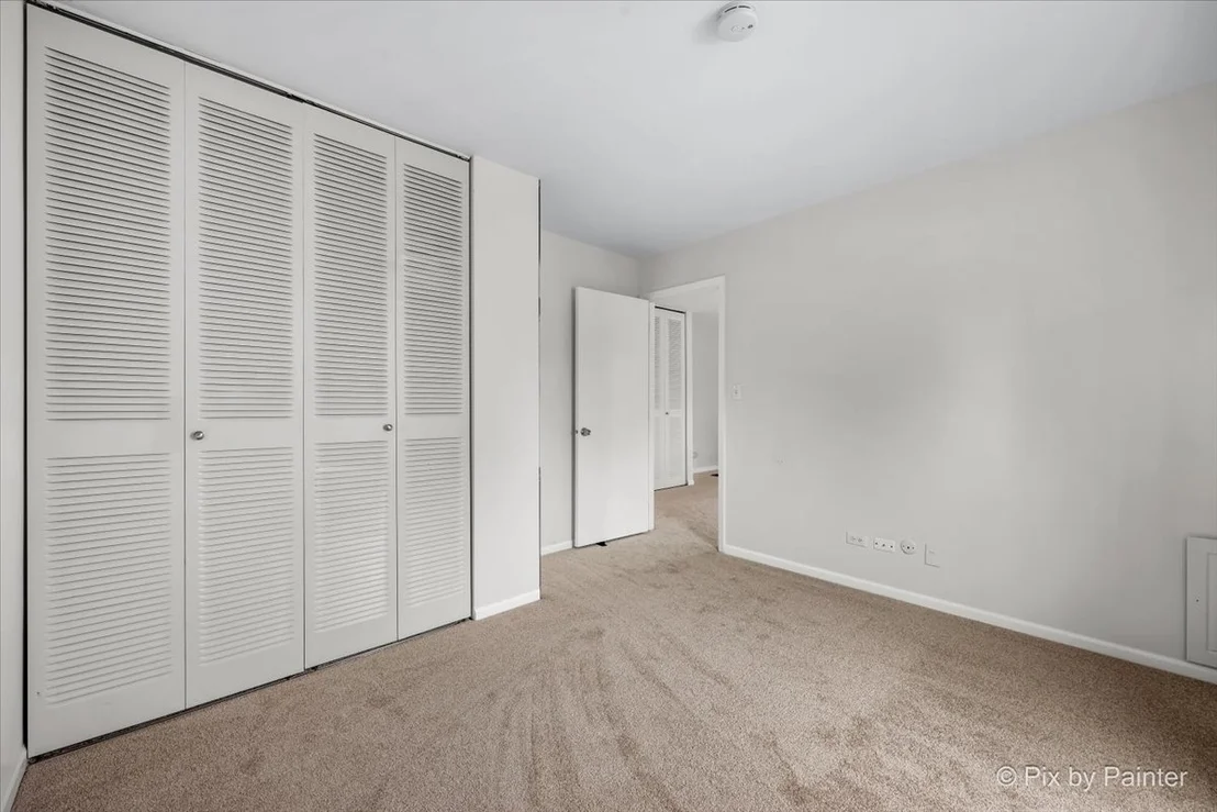 Photo of 20 Red Oak Trail