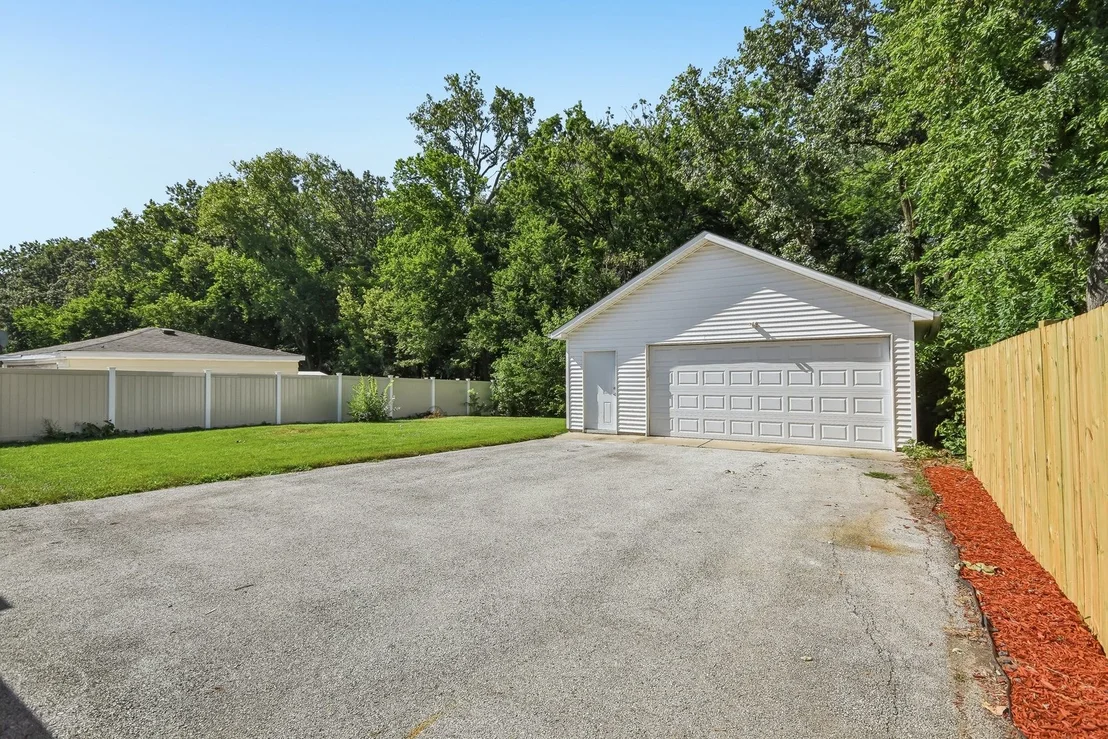 Photo of 151 E Maple Drive