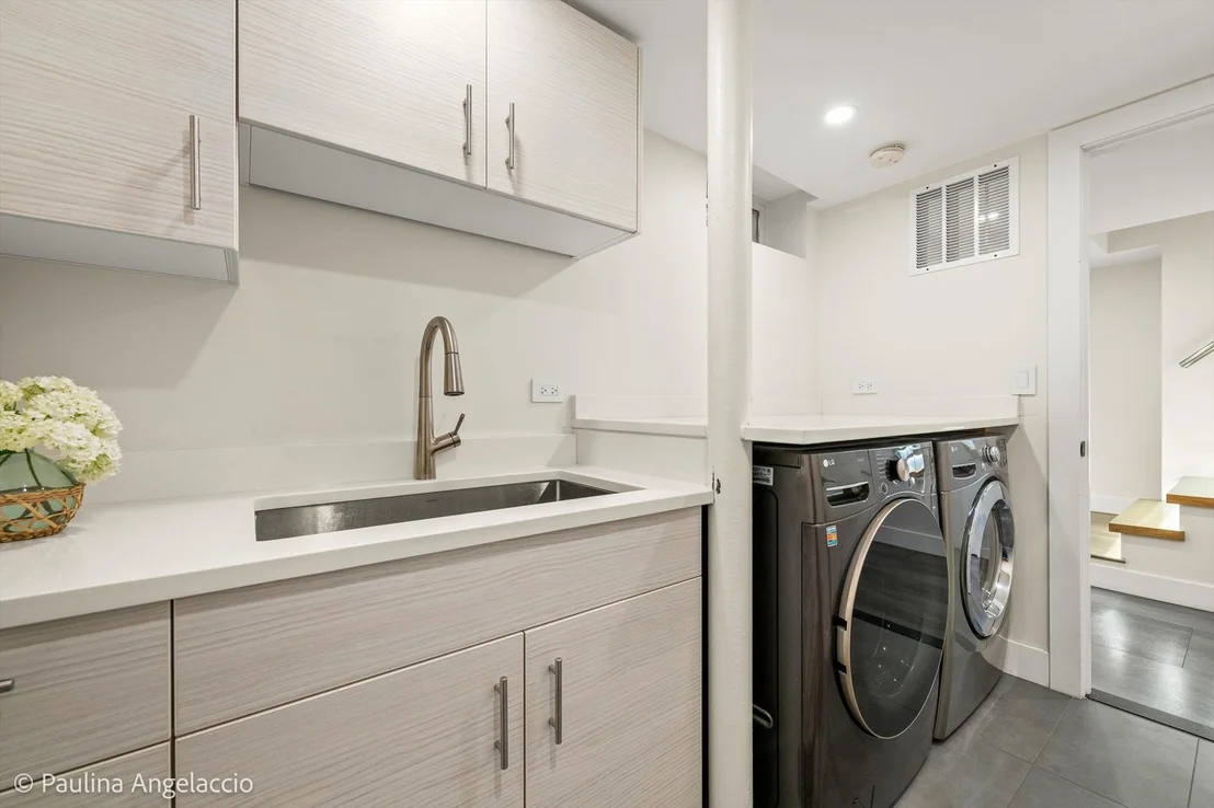 Photo of 27 Barrington Bourne