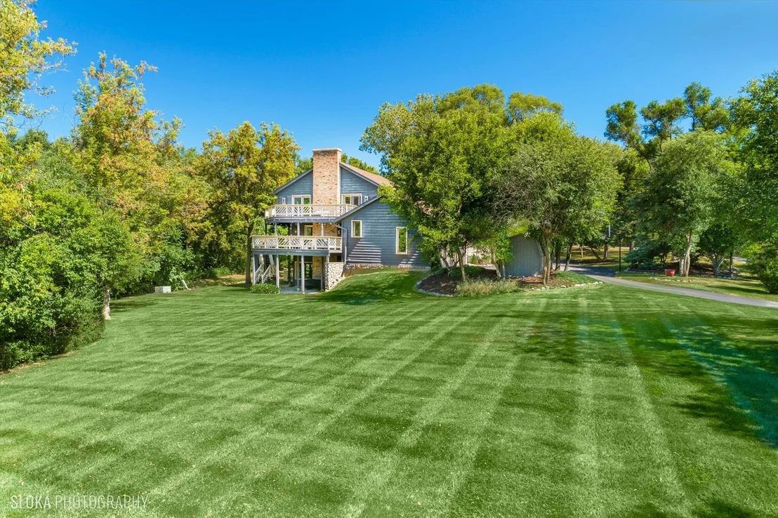 Photo of 255 Indian Trail Road