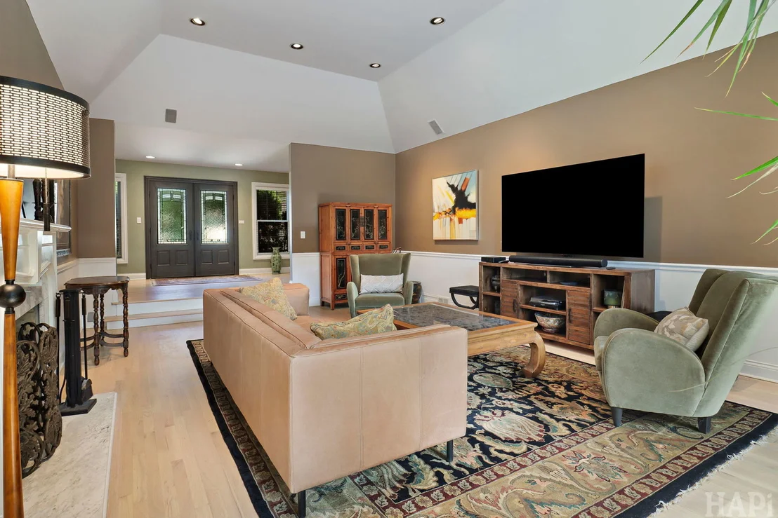 Photo of 4041 Picardy Drive