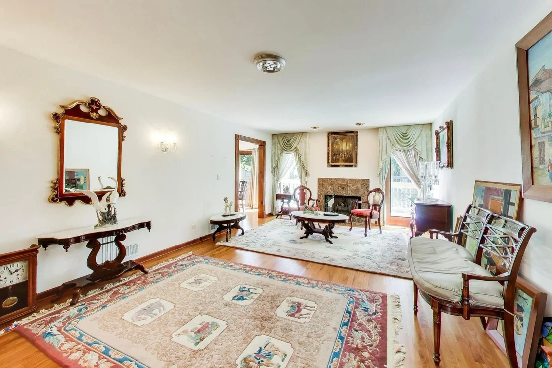 Photo of 133 Schiller Place