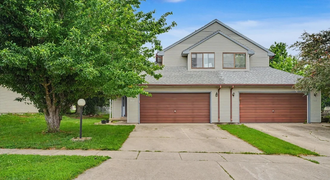 Photo of 711 Higgins Road