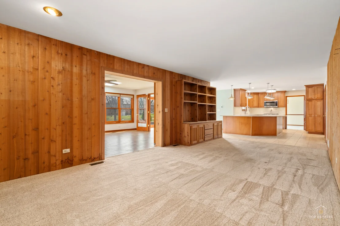Photo of 225 Fairway Drive