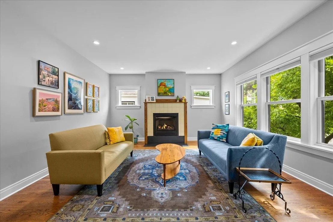 Photo of 1136 Florence Avenue