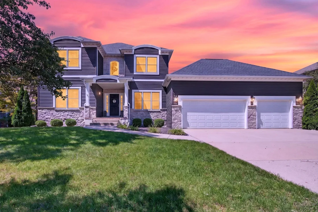 Photo of 41 Pebblebrook Court