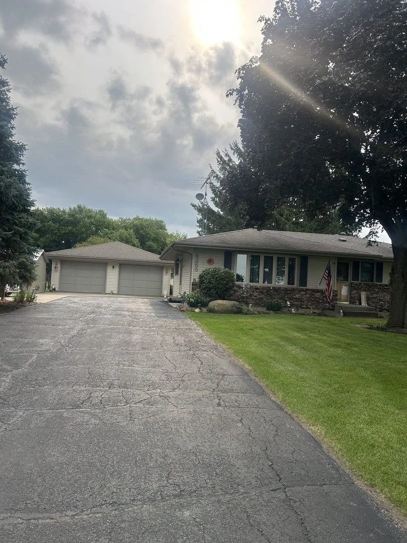 Photo of 4265 Town Hall Road
