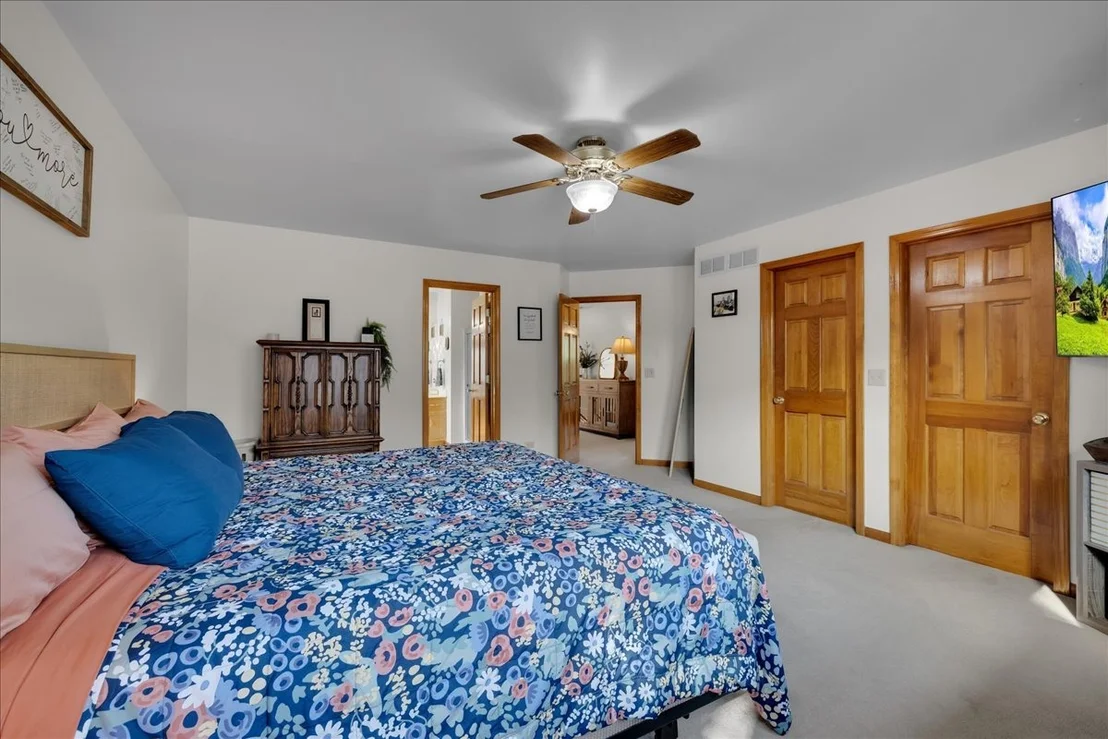 Photo of 236 Isleview Drive